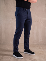 The Essential Trouser – Mitternachtsblau